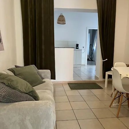 アパート A Casa Di Ale サンタ・テレーザ・ガッルーラ